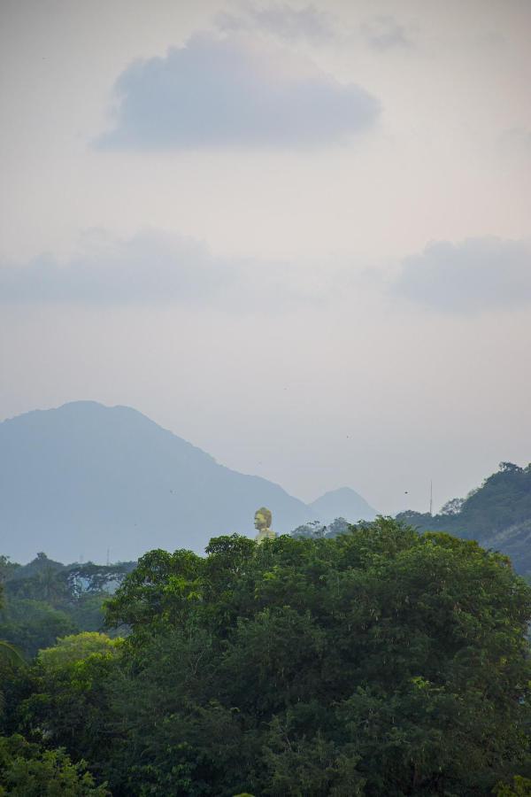 Gold Crown Residence ดัมบูลลา ภายนอก รูปภาพ