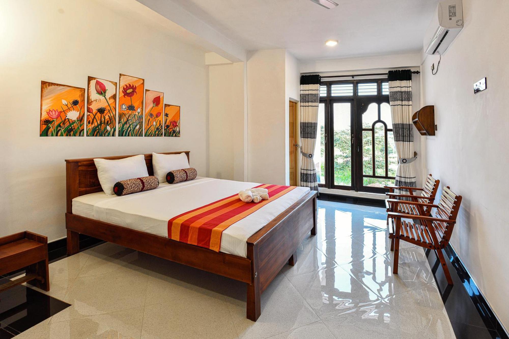 Gold Crown Residence ดัมบูลลา ภายนอก รูปภาพ